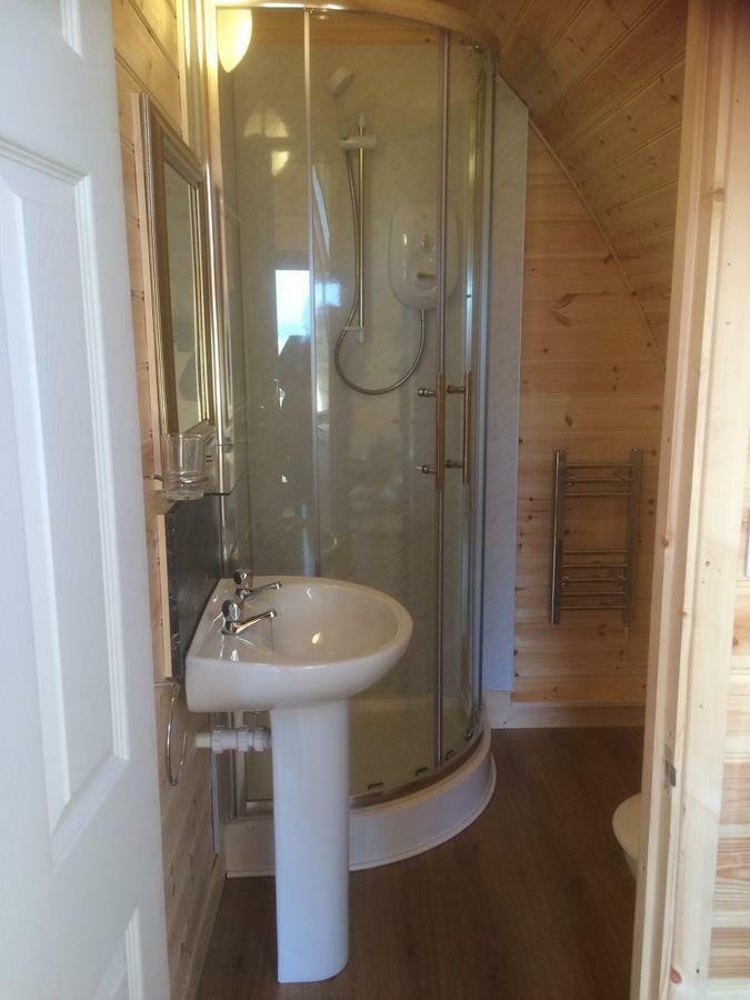 Vila Loch Shin Glamping Pods Lairg Exteriér fotografie