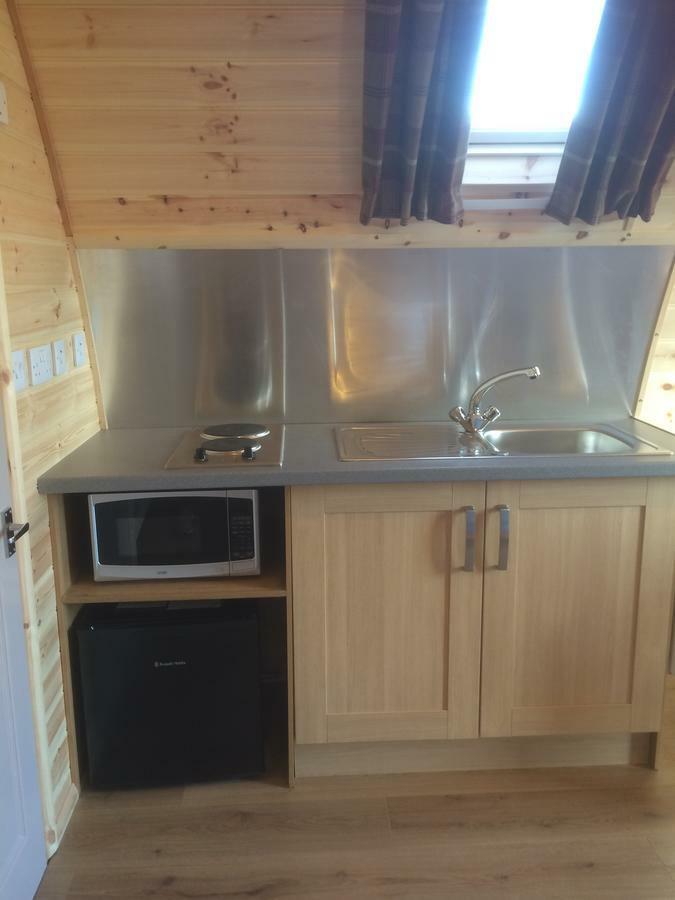 Vila Loch Shin Glamping Pods Lairg Exteriér fotografie